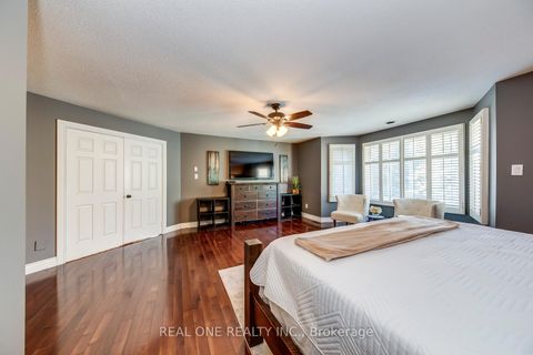 Photo 26 at 1340 Greeneagle Drive, GA Glen Abbey, Oakville