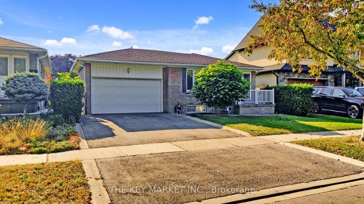 Photo 0 at 1277 Tyneburn Crescent, Applewood, Mississauga