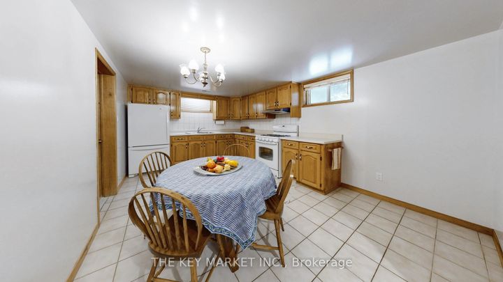 Photo 29 at 1277 Tyneburn Crescent, Applewood, Mississauga