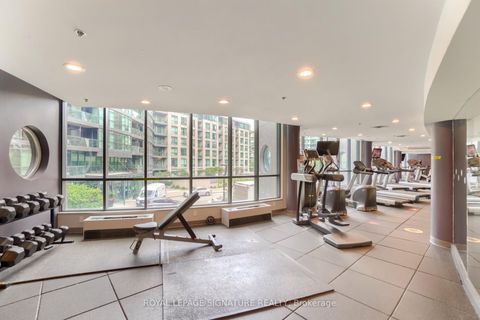 Photo 13 at 729 - 231 Fort York Boulevard, Waterfront Communities C1, Toronto