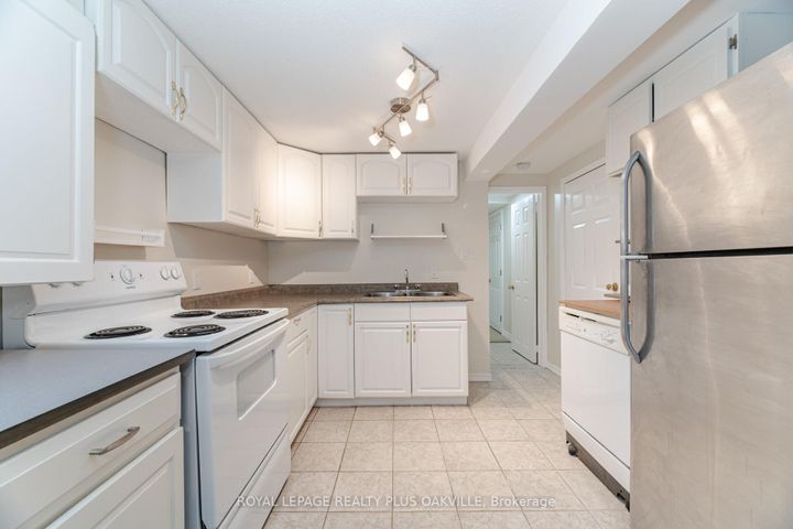 Photo 32 at 1294 Hammond Street, Brant, Burlington