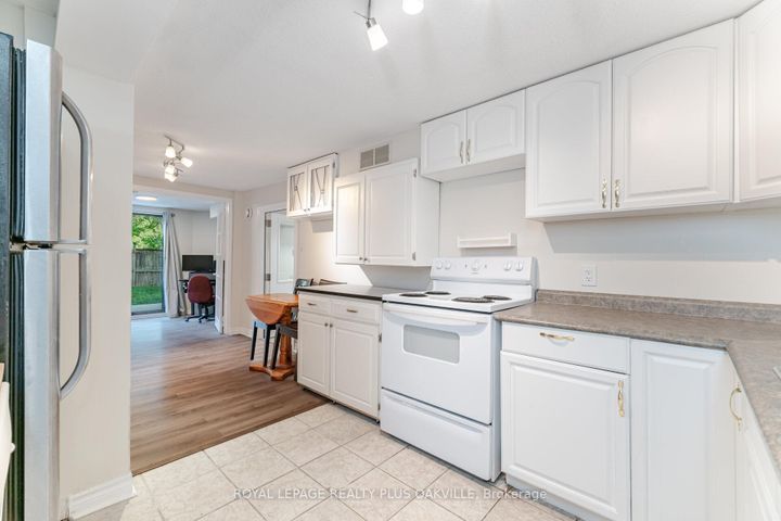 Photo 33 at 1294 Hammond Street, Brant, Burlington