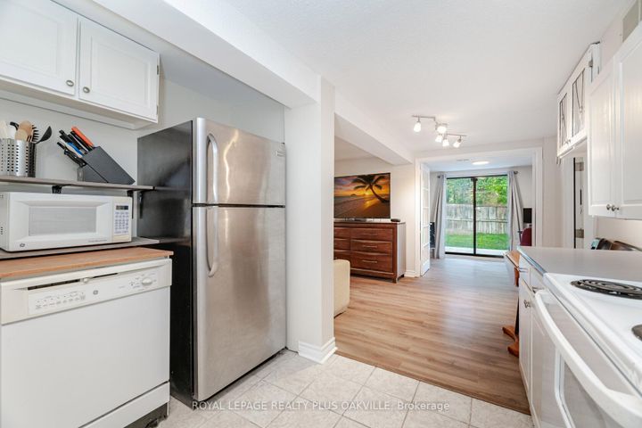 Photo 34 at 1294 Hammond Street, Brant, Burlington