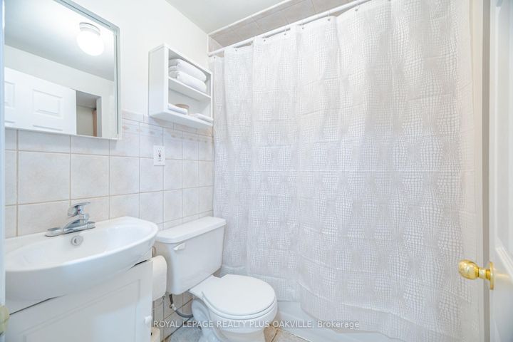 Photo 39 at 1294 Hammond Street, Brant, Burlington