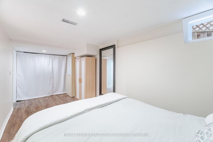 Photo 41 at 1294 Hammond Street, Brant, Burlington