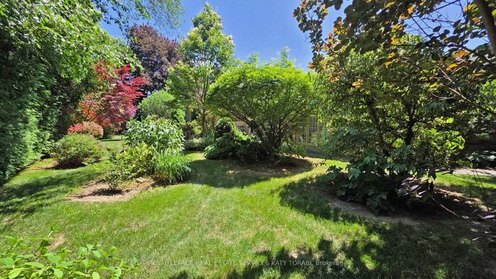 Photo 35 at 21 Banbury Road, Don Mills, Toronto