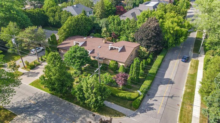 Photo 38 at 21 Banbury Road, Don Mills, Toronto