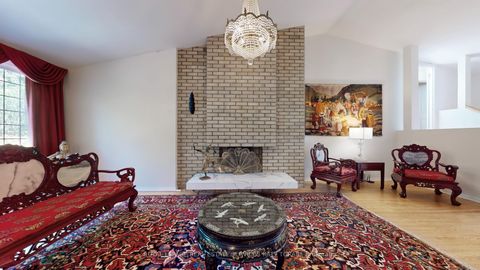 Photo 7 at 21 Banbury Road, Don Mills, Toronto