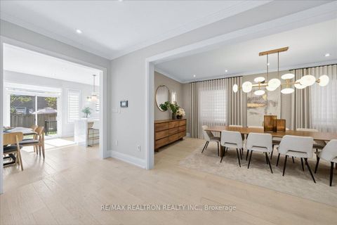 Photo 11 at 25 Riverhill Drive, Patterson, Vaughan