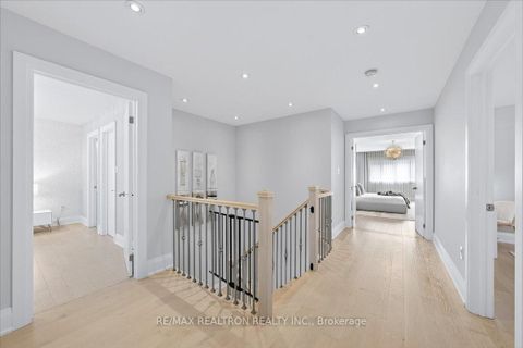 Photo 28 at 25 Riverhill Drive, Patterson, Vaughan