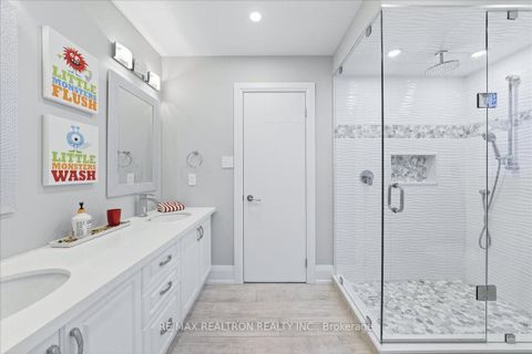 Photo 39 at 25 Riverhill Drive, Patterson, Vaughan