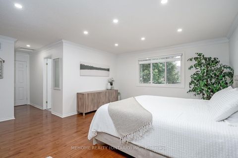 Photo 19 at 2126 Springdale Road, WM Westmount, Oakville