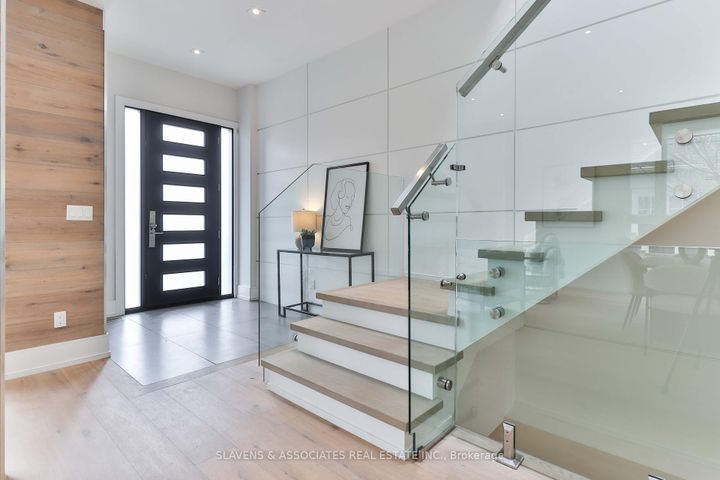 Photo 18 at 271 Jennings Crescent, BR Bronte, Oakville