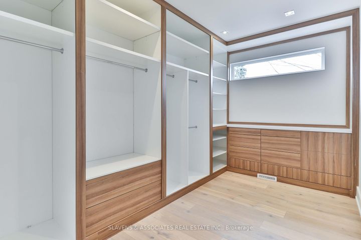Photo 21 at 271 Jennings Crescent, BR Bronte, Oakville