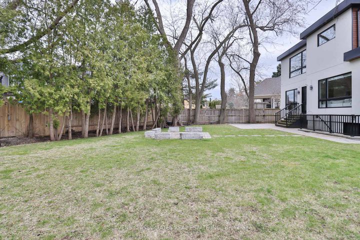 Photo 39 at 271 Jennings Crescent, BR Bronte, Oakville