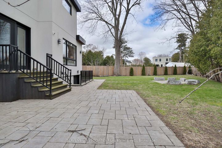 Photo 40 at 271 Jennings Crescent, BR Bronte, Oakville