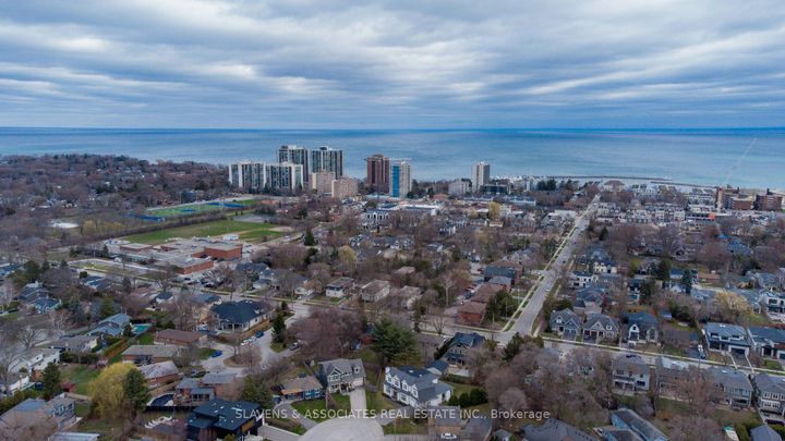 Photo 44 at 271 Jennings Crescent, BR Bronte, Oakville