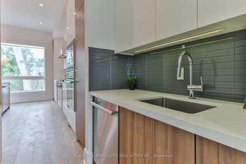 Photo 13 at 271 Jennings Crescent, BR Bronte, Oakville