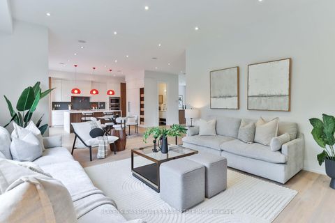 Photo 15 at 271 Jennings Crescent, BR Bronte, Oakville