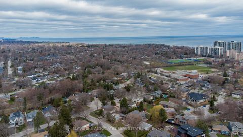 Photo 43 at 271 Jennings Crescent, BR Bronte, Oakville