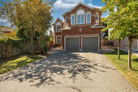 Photo 3 at 2164 Havenbrook Road, RO River Oaks, Oakville