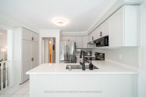 Photo 17 at 2164 Havenbrook Road, RO River Oaks, Oakville