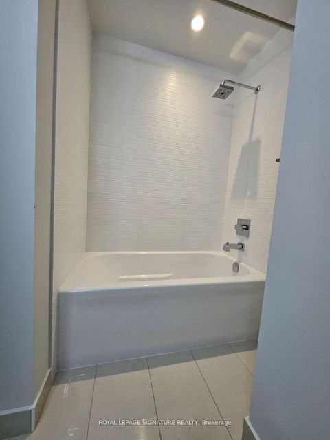 Photo 9 at 1509 - 318 Richmond Street W, Waterfront Communities C1, Toronto