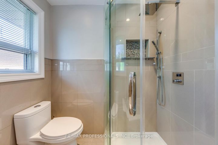 Photo 25 at 28 Summerfield Crescent, West Deane, Toronto