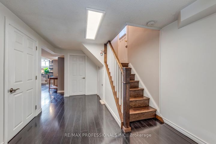 Photo 26 at 28 Summerfield Crescent, West Deane, Toronto