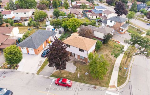 Photo 37 at 36 Shalom Crescent, Clairville, Toronto
