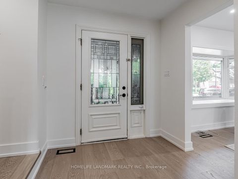 Photo 5 at 9 Eastman Crescent, Leslie Valley, Newmarket