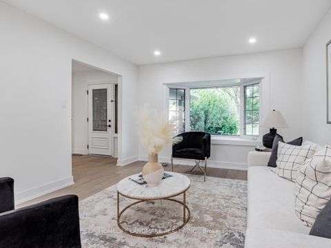 Photo 10 at 9 Eastman Crescent, Leslie Valley, Newmarket