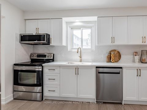 Photo 14 at 9 Eastman Crescent, Leslie Valley, Newmarket