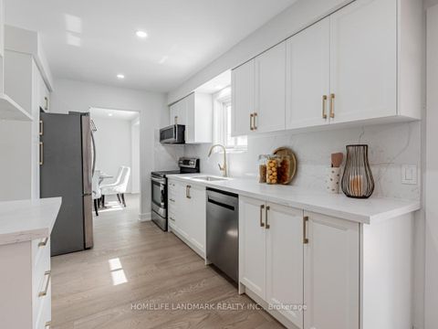 Photo 16 at 9 Eastman Crescent, Leslie Valley, Newmarket