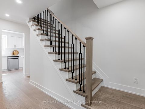 Photo 25 at 9 Eastman Crescent, Leslie Valley, Newmarket