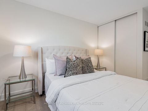 Photo 32 at 9 Eastman Crescent, Leslie Valley, Newmarket