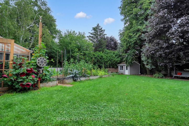 Photo 39 at 10 Minton Place, Central Park, Brampton