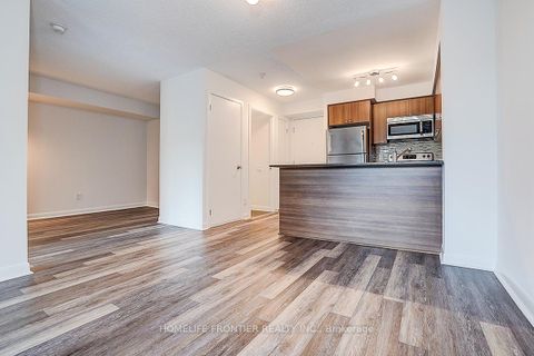 Photo 16 at 209 - 525 Wilson Avenue, Clanton Park, Toronto