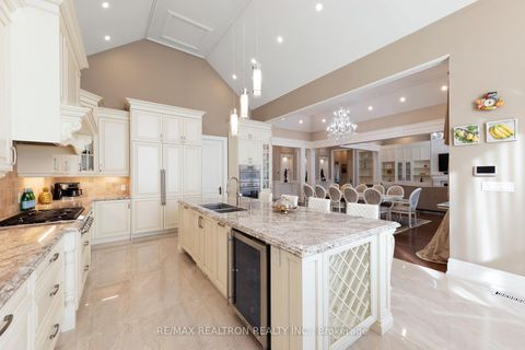 Photo 15 at 223 Crestwood Road, Yorkhill, Vaughan