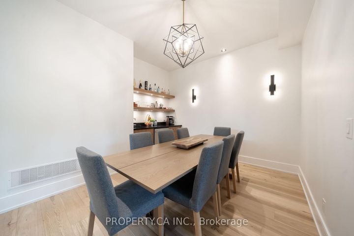 Photo 9 at 58 Farningham Crescent, Rosethorn, Toronto