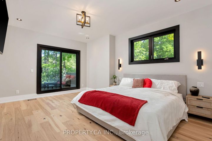 Photo 14 at 58 Farningham Crescent, Rosethorn, Toronto