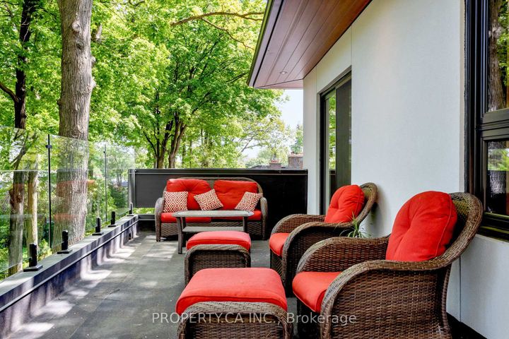 Photo 22 at 58 Farningham Crescent, Rosethorn, Toronto