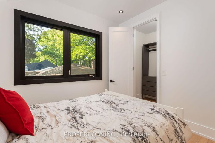 Photo 26 at 58 Farningham Crescent, Rosethorn, Toronto