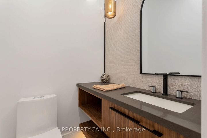 Photo 29 at 58 Farningham Crescent, Rosethorn, Toronto