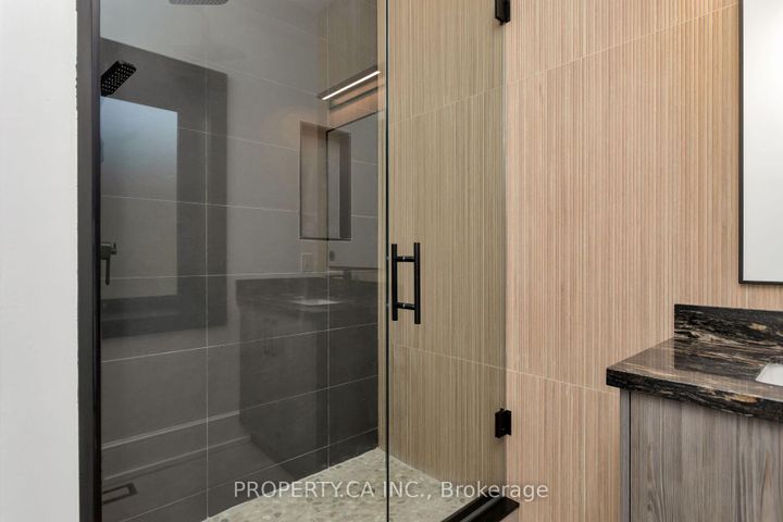 Photo 30 at 58 Farningham Crescent, Rosethorn, Toronto