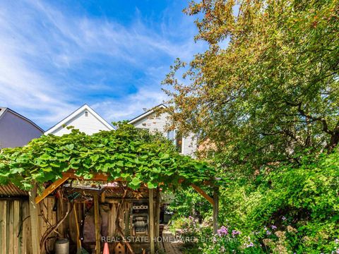 Photo 35 at 87 Harcourt Avenue, Jones, Toronto