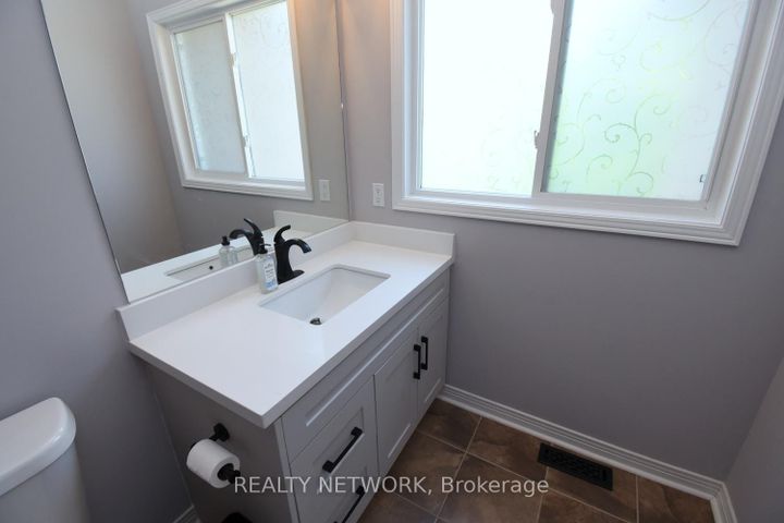 Photo 9 at 2980 Guire Common, Rose, Burlington