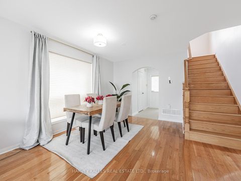 Photo 6 at 9 Bobcat Terrace, Rouge E11, Toronto