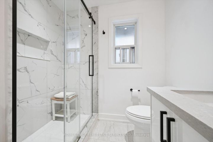 Photo 22 at 1 Hillavon Drive, Rosethorn, Toronto
