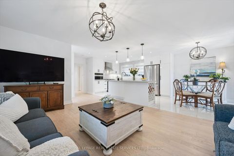 Photo 7 at 1 Hillavon Drive, Rosethorn, Toronto